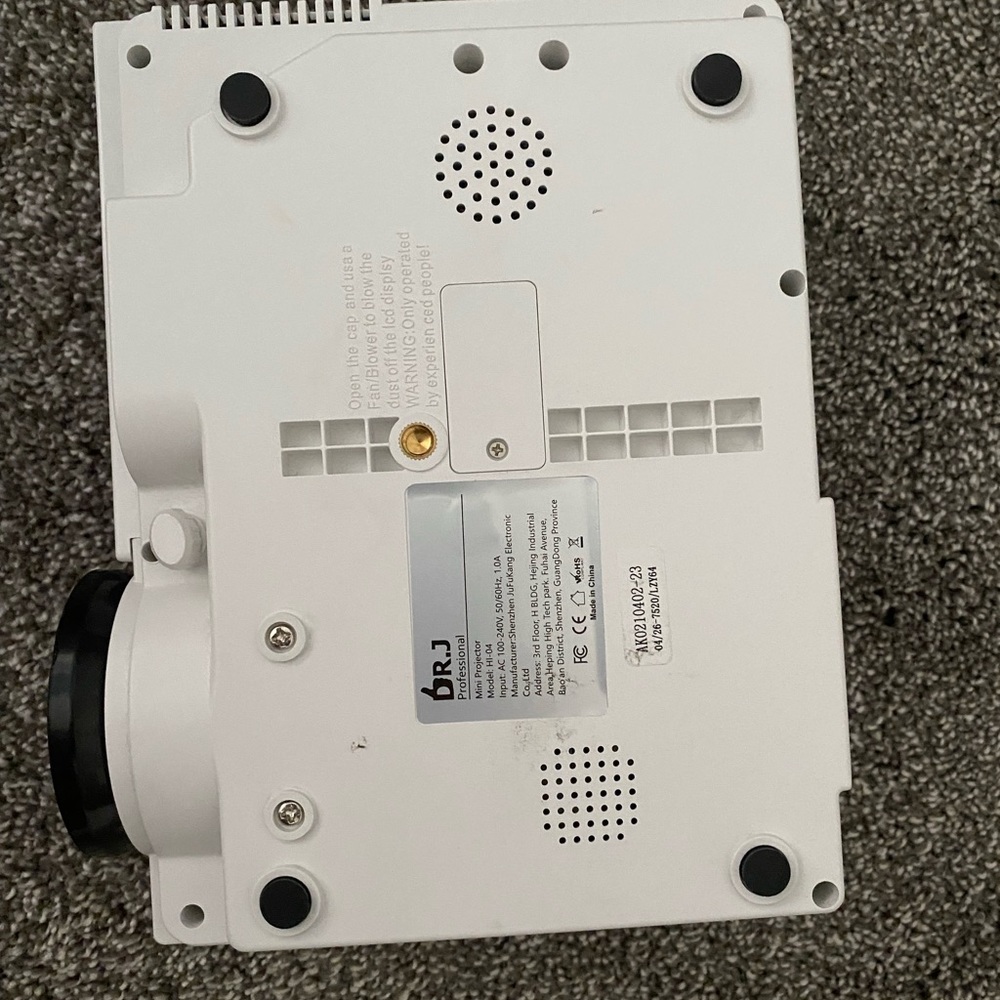 Projector - Picture 2 of 6